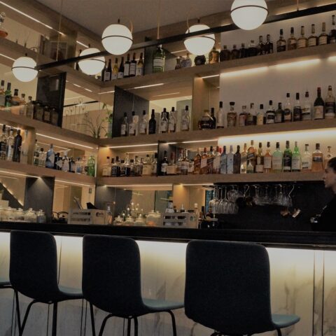 bar
