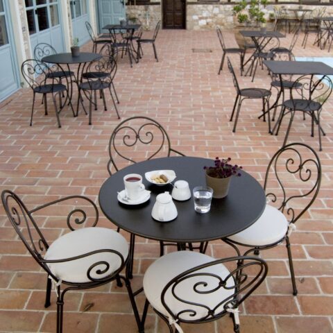 Cafe_outdoors